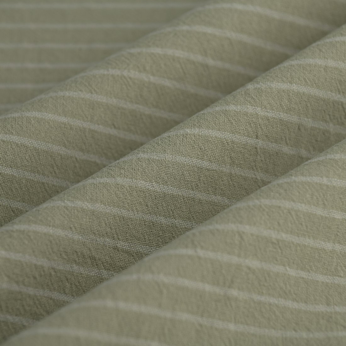 Tissu toile légère froissé rayure fine amande - MT