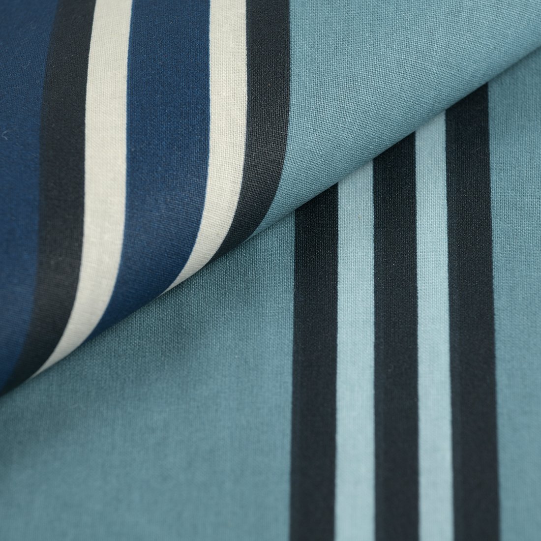 Tissu cretonne enduite rayure Rhune bleu - STOF