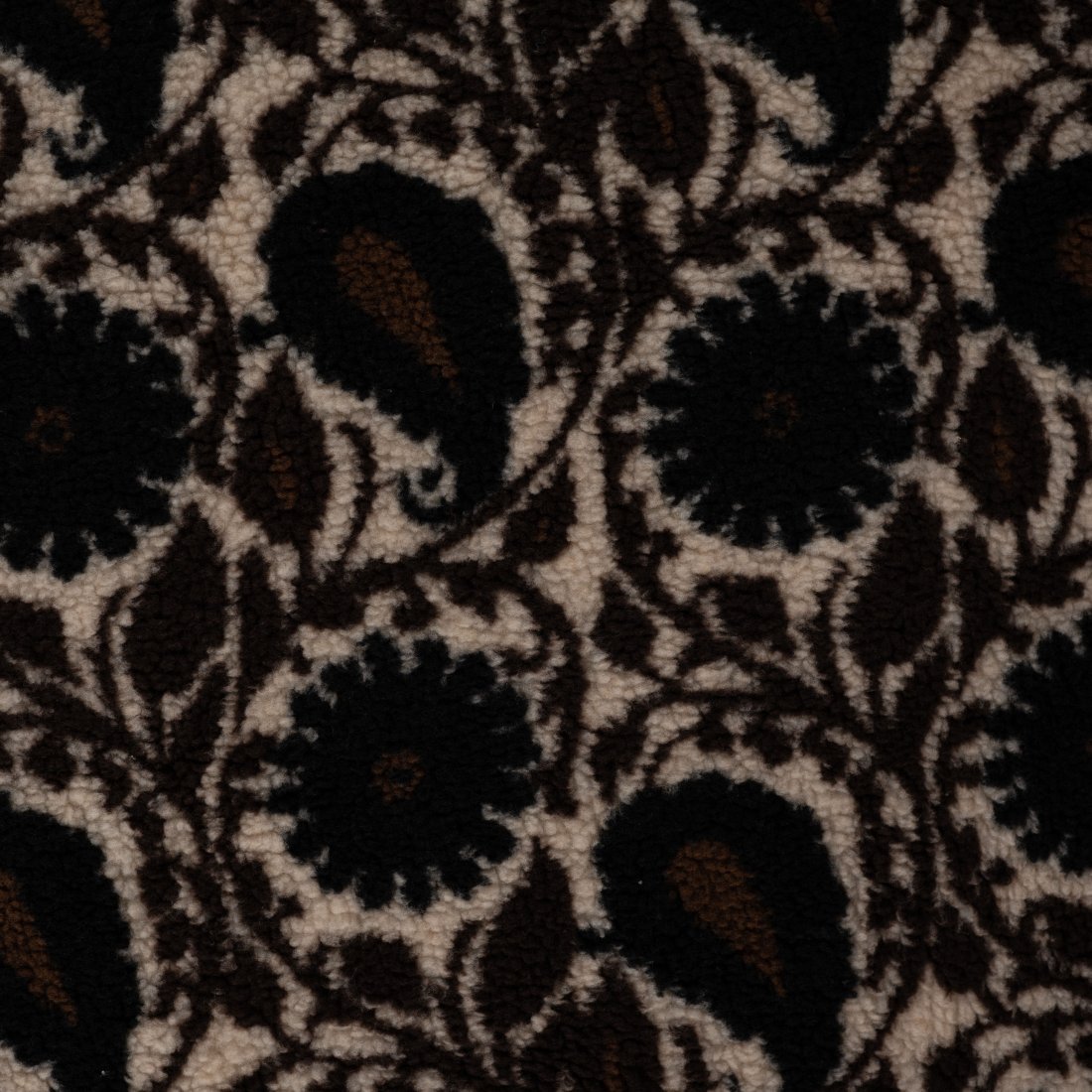 Maille sherpa fleur arabesque noir