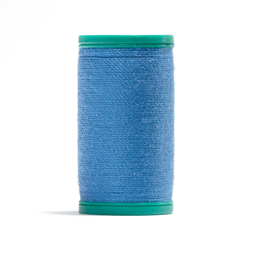 Bobine de fil cordonnet100 % polyester Bleu
