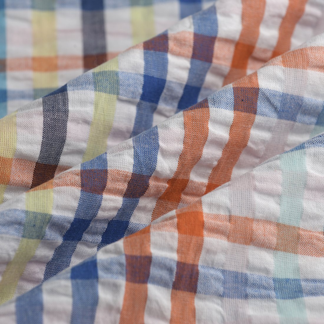 Tissu fil teint carreaux écru vifs