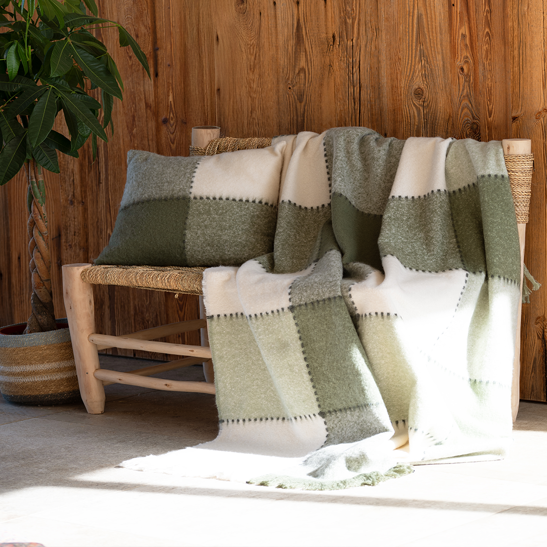 Housse de coussin beija kaki 45 x 45 cm