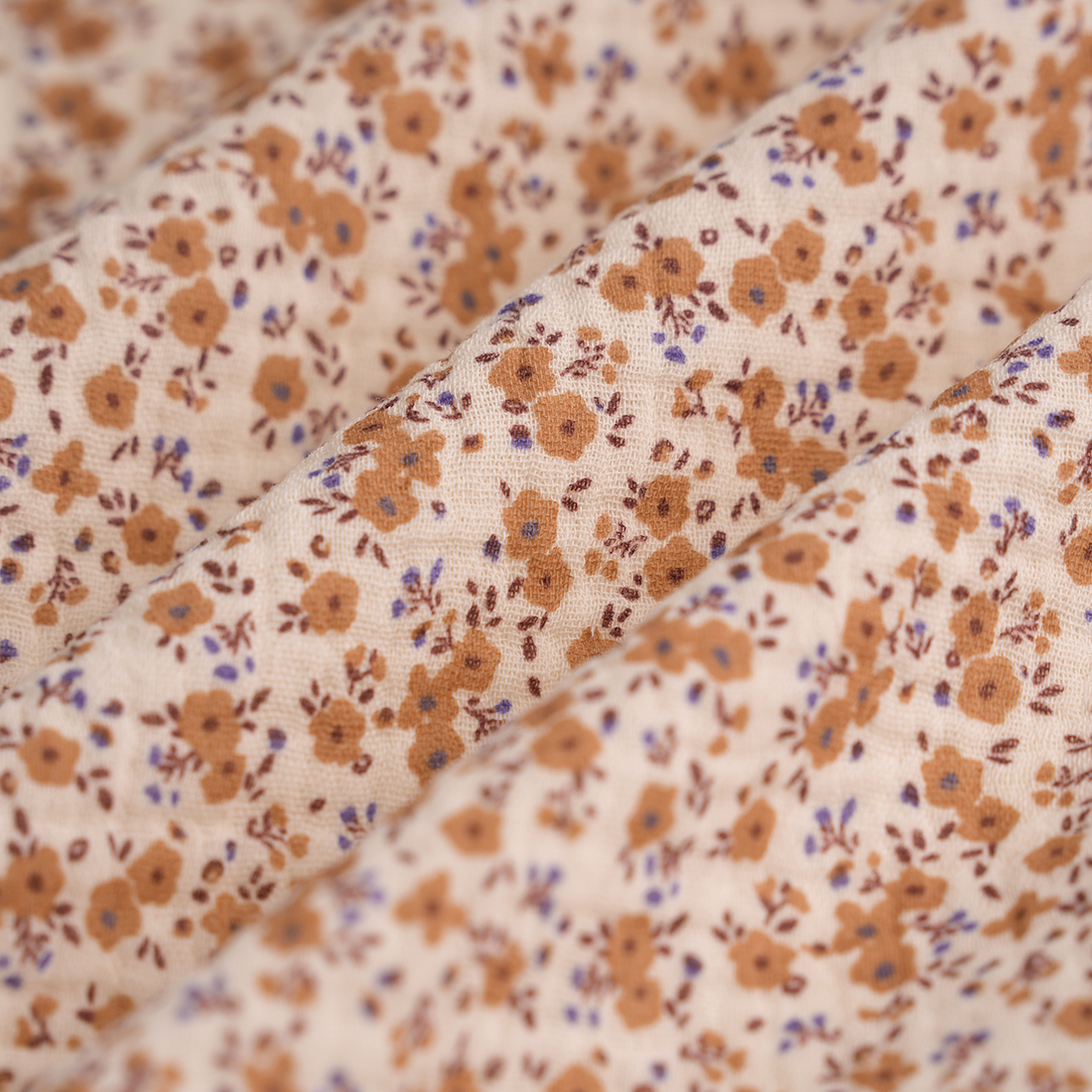 Tissu double gaze fleurs éparses