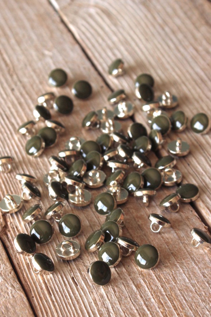 Lot de 5 boutons chic vert kaki 10 mm - Eglantine et Zoé - Mondial Tissus