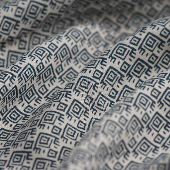 Tissu popeline viscose mini tribal bleu écru