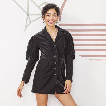 Patron McCall's 7879 robe boutonnée 