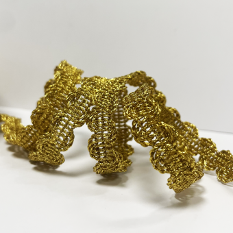 Serpentine lurex or 12mm