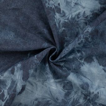 Tissu chambray imprimé tie and dye denim