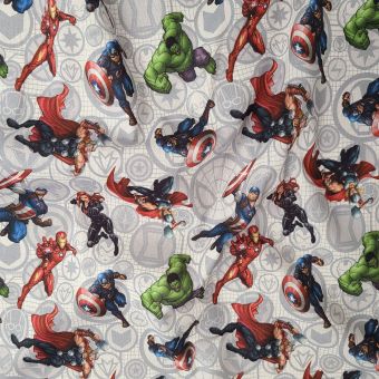 Tissu coton imprimé Marvel mania fond gris