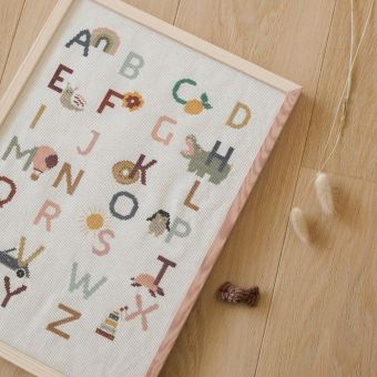 Patron broderie PDF L'Abécédaire au point de croix – Filomène