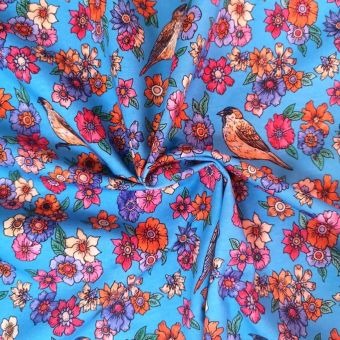 Jersey de coton bleu motif Jardin anglais – oiseaux et fleurs