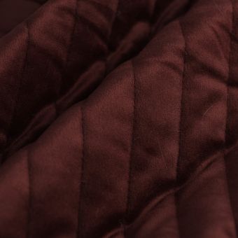Tissu matelassé velours lie de vin