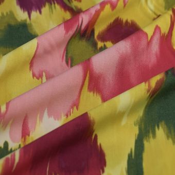 Tissu popeline viscose Ikat floral vert rose