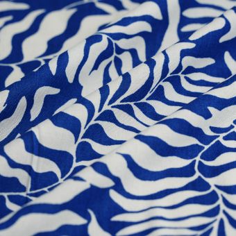 Tissu popeline viscose feuillage bicolore blanc bleu