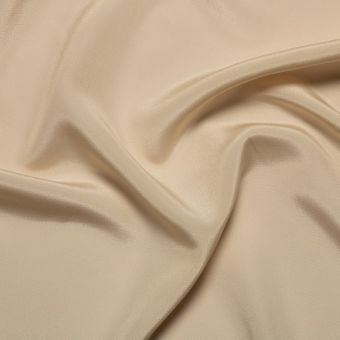 Tissu crêpe de soie crème uni fait en Italie