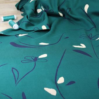 Tissu sergé viscose motifs bloom vert emeraude Eglantine et Zoé