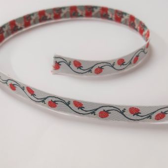 Galon fraise 13 mm blanc
