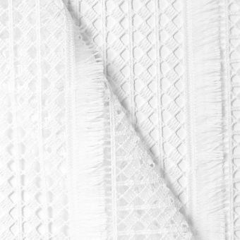 Tissu guipure à franges