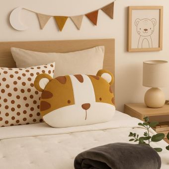 Coussin forme Marceau le lionceau camel