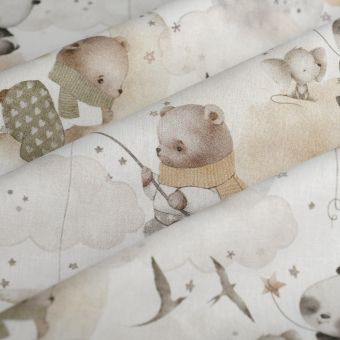 Tissu cretonne impression digitale ourson dans la lune multicolore