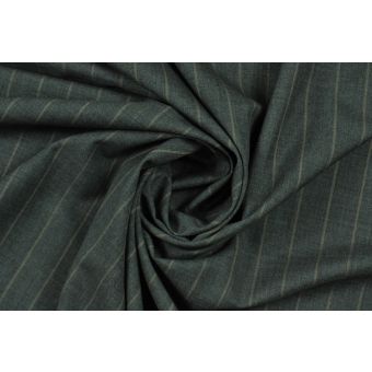 Coupon 300x161cm de lainage frais de pure laine gris à rayures fines.