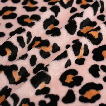 Tissu douillette léopard rose