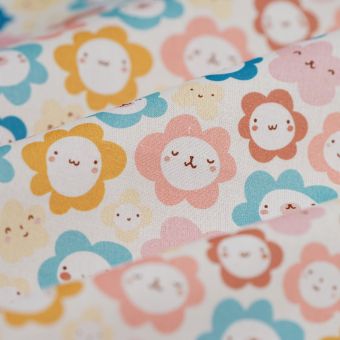 Tissu popeline de coton fleurs souriantes blanc