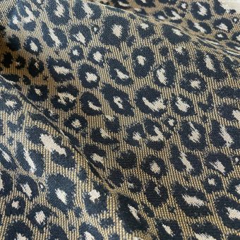 Tissu jacquard Amélia léopard doré - Atelier VingtSept