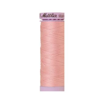 Bobine de fil mettler silk finish cotton 150m rose poudre col. 1063