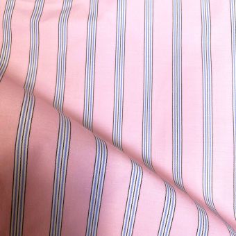 Voile polycoton tisse teint rose doubles rayures