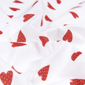 Toile coton imprimée joli cœur rouge