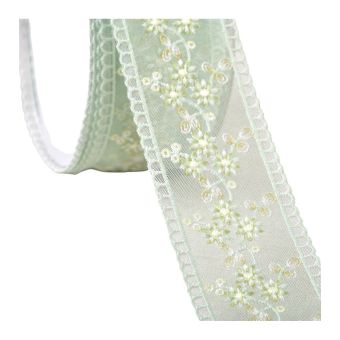 Bobine 13,7m galon brodé fleurs 45mm vert nil