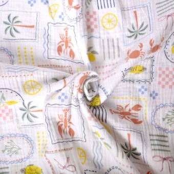 Tissu double gaze motifs carte postale vacances blanc