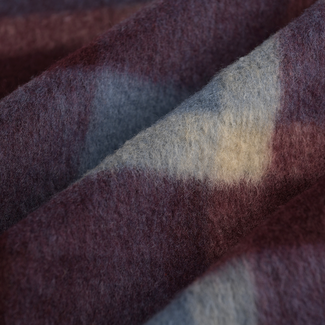 Tissu lainage manteau maille carreaux bleu bordeaux