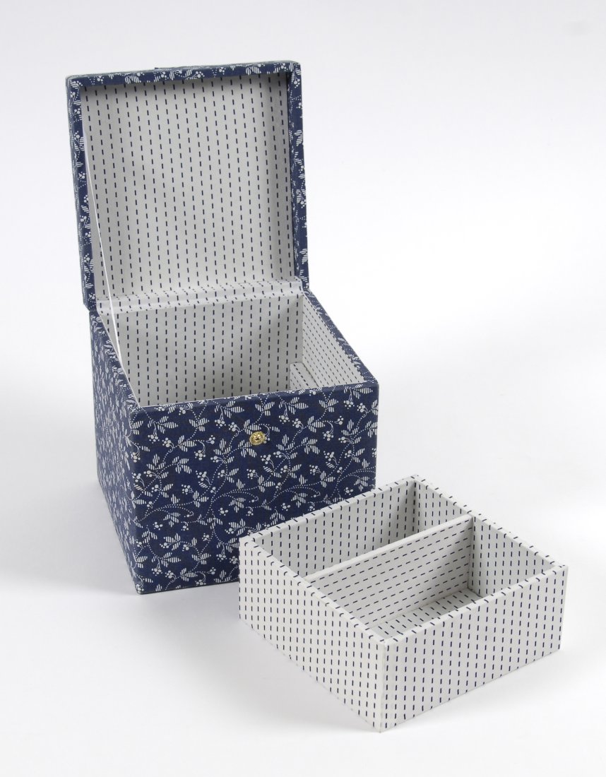 Boite couture cube 16x16x16cm