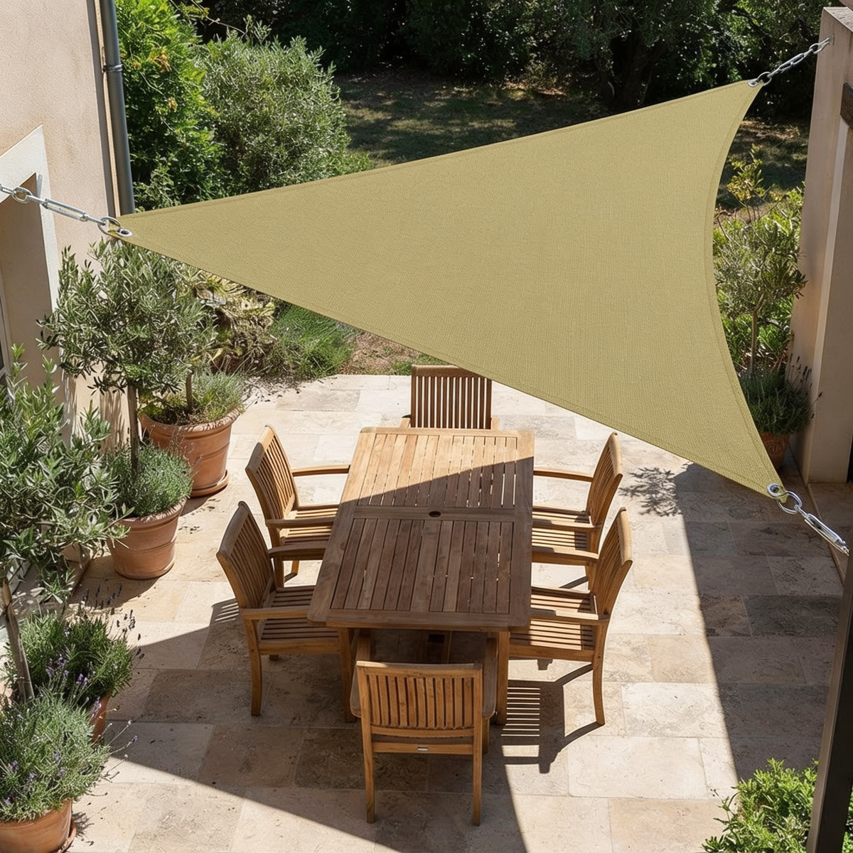 Voile d'ombrage triangulaire
